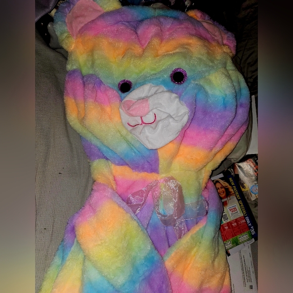 Plush Bear - Picture 1 of 2